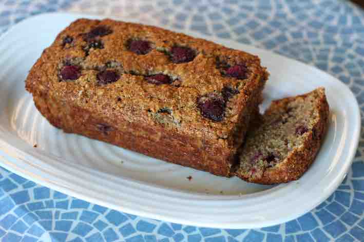 one-pan banana loaf made in a bread machine