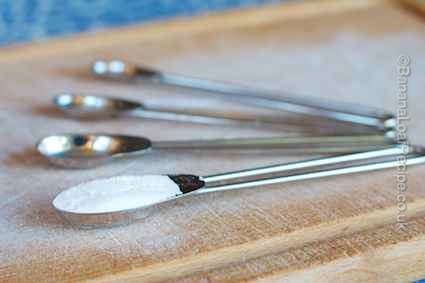 use fresh ingredients like baking powder in your loaf cake